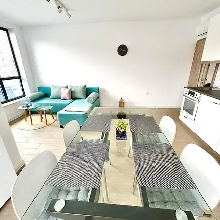 Apartament Smart Mir *